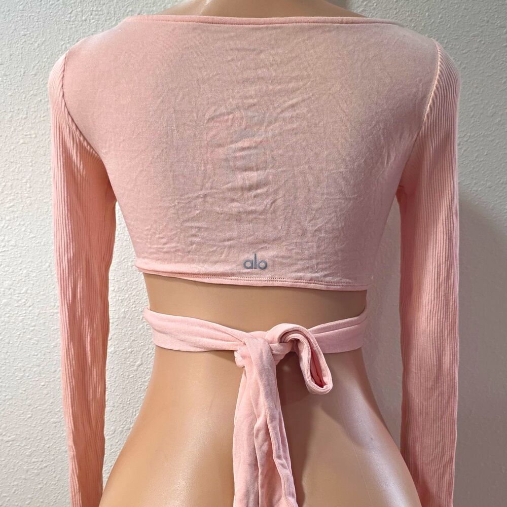 Alo Women’s Pink Cropped Boat Neck Tie Back Long Sleeve Stretch Top S